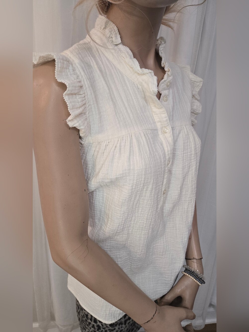 J. Crew Cream Gauze Ruffled Neck Sleeveless Top - Picture 4 of 9